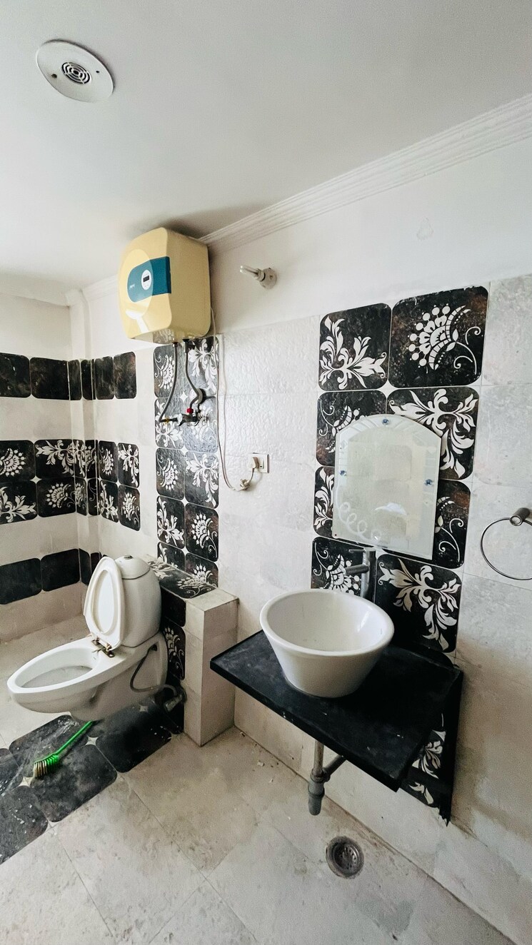 Master Bedroom, maya-garden-city 3 Bedroom 1852 Sq.Ft. Apartment In Lohgarh Zirakpur 8214356