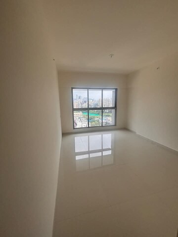 Room in 2 BHK Apartment at Mahavir Kanti Avenue, Nalasopara East – for Sale