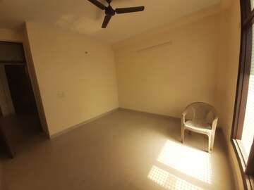 Room in 3 BHK Builder Floor at Palm Residency Chhatarpur, Chattarpur – for Rent