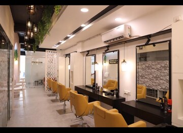 Team Area in  Shop at Rajouri Garden – for Rent