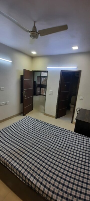 Master Bedroom in 3 BHK Builder Floor at Old Rajinder Nagar – for Rent