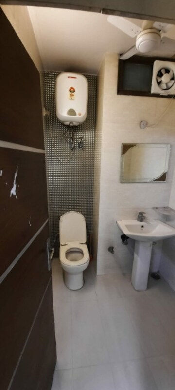 Bathroom in 3 BHK Builder Floor at Old Rajinder Nagar – for Rent