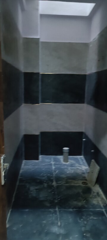 Furnished Amenities in 4 BHK Villa at Niwaru – for Sale