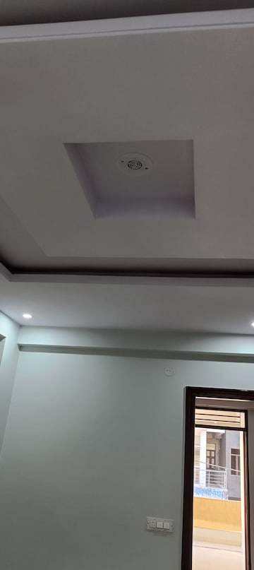 Furnished Amenities in 4 BHK Villa at Niwaru – for Sale