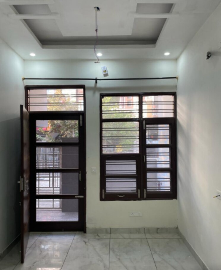 Room, dhakoli village 3 Bedroom 1250 Sq.Ft. Independent House In Dhakoli Village Zirakpur 8214476