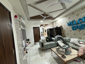 Master Bedroom in 5 BHK Villa at Sainik Farm – for Rent