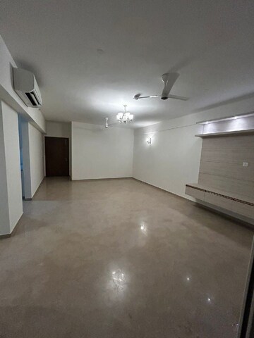 Room in 3.5 BHK Apartment at Tata La Vida, Sector 113 – for Rent