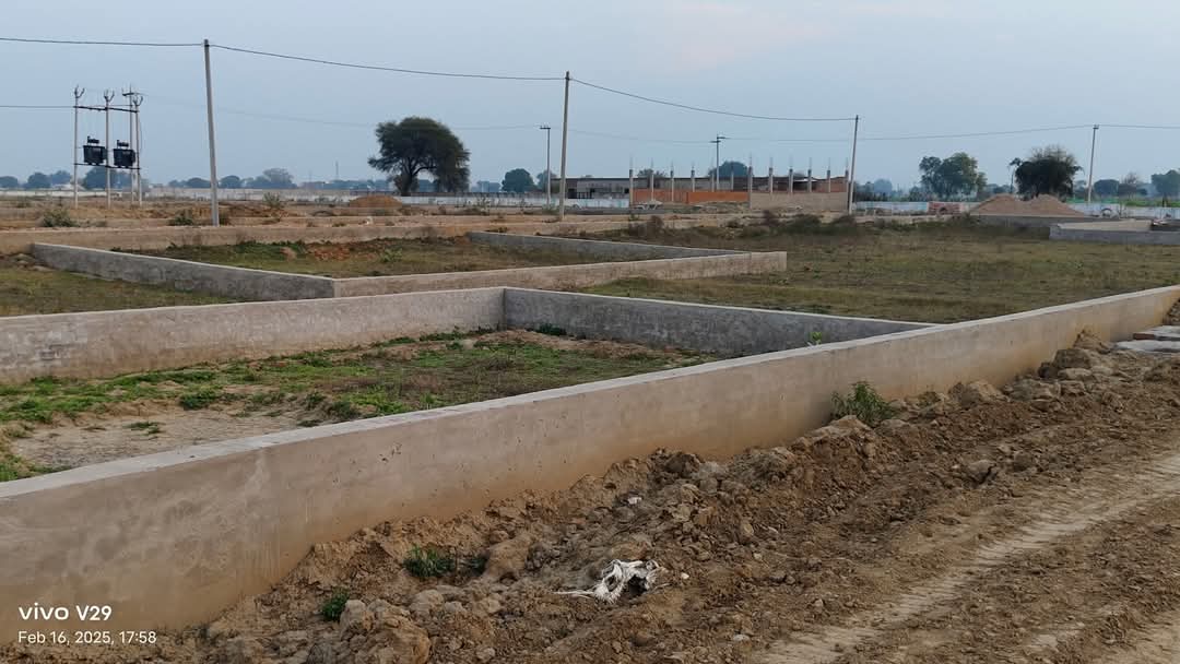 Plot For Sale in Shree Defence Residency