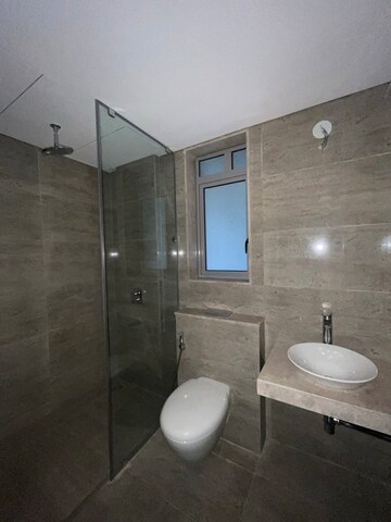 Bathroom in 6 BHK Apartment at Oberoi Sky City, Borivali East – for Sale