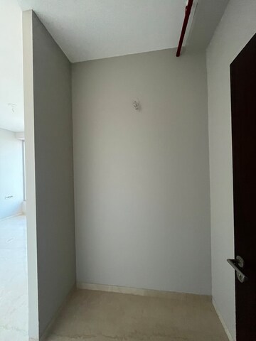 Room in 6 BHK Apartment at Oberoi Sky City, Borivali East – for Sale
