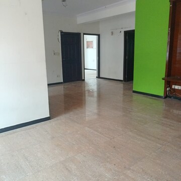 Room in 3 BHK Apartment at ATS Advantage, Ahinsa Khand 1 – for Rent
