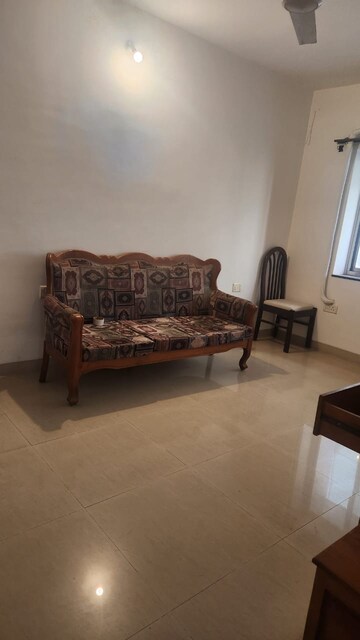 Living Room in 3 BHK Apartment at Chembur – for Rent