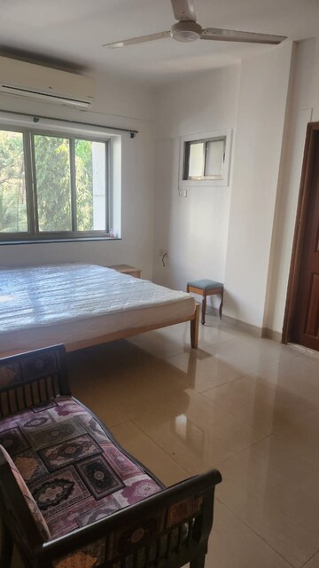 Bedroom in 3 BHK Apartment at Chembur – for Rent