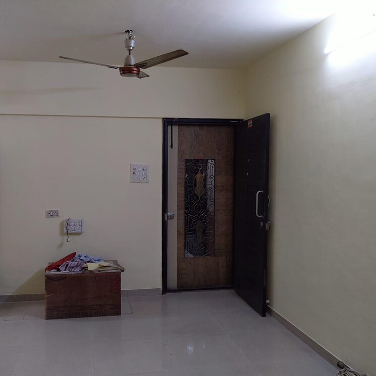 Room, kurla west 2 Bedroom 750 Sq.Ft. Apartment In Kurla West Mumbai 8214733