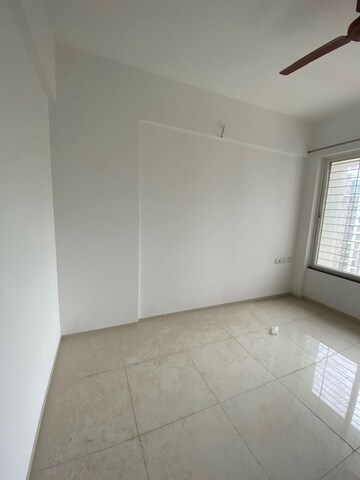 Room in 2 BHK Apartment at Aquila Classique, Bavdhan – for Rent