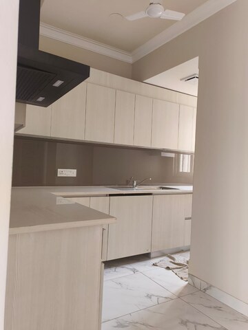 Kitchen in 2.5 BHK Builder Floor at Central Park 3 Flower Valley, Sohna Sector 33 – for Rent