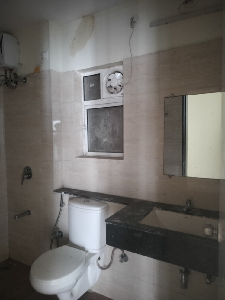 Bathroom, indiabulls-greens 3 Bedroom 1450 Sq.Ft. Apartment In New Panvel Navi Mumbai 8214744