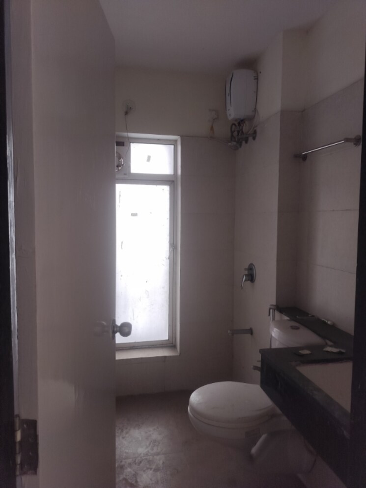 Bathroom, indiabulls-greens 3 Bedroom 1450 Sq.Ft. Apartment In New Panvel Navi Mumbai 8214744