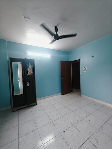 Room in 2 BHK Apartment at Raj Vimal Terraces, Bavdhan – for Rent