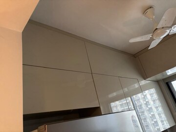 Furnished Amenities in 1 BHK Apartment at Hiranandani Regent Hill, Powai – for Rent