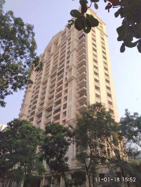 4 BHK + Pooja Room,Servant Room,Study Room,Extra Room Apartment For Sale in Hiranandani Gardens Richmond Tower