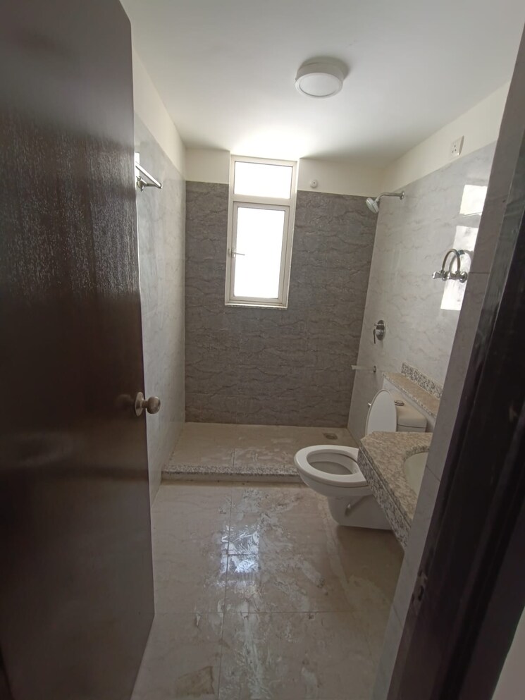 Bathroom, m3m-woodshire 4 Bedroom 2762 Sq.Ft. Apartment In Sector 107 Gurgaon 8214805