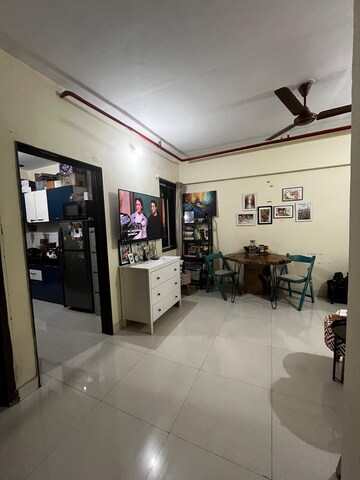 Master Bedroom in 1 BHK Apartment at Soundlines Florence Tower, Lower Parel – for Rent