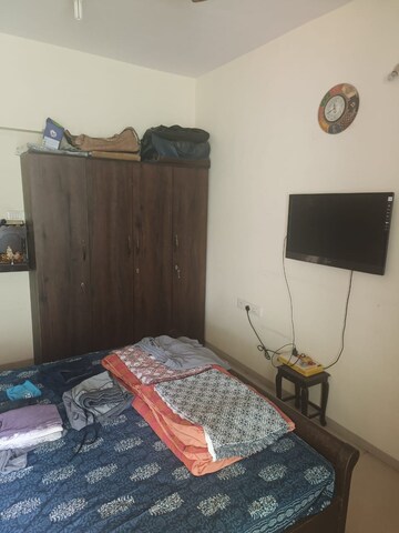 Bedroom in 2 BHK Apartment at Evershine Greens, Andheri West – for Rent
