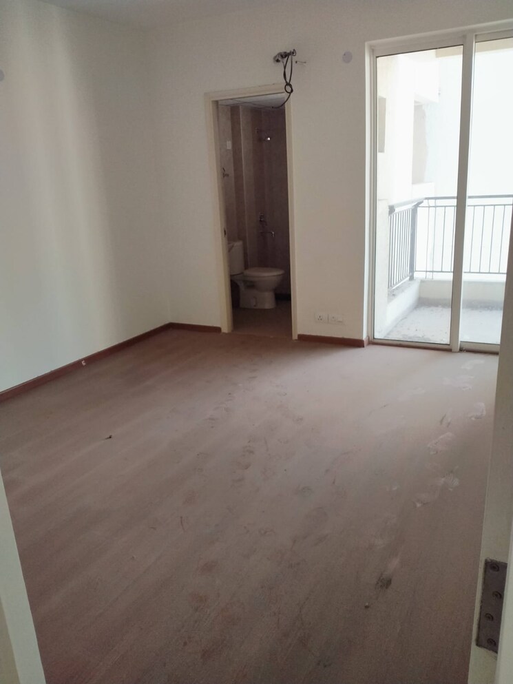 Room, brisk-lumbini-terrace-homes 3 Bedroom 2022 Sq.Ft. Apartment In Sector 109 Gurgaon 8214886