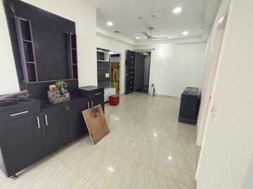 Master Bedroom in 3 BHK Apartment at Gaur City 2 - 14th Avenue, Sector 16c Greater Noida – for Rent