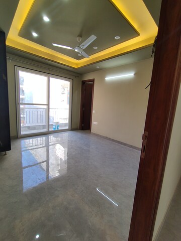 Furnished Amenities in 3 BHK Builder Floor at Sector 51 – for Rent