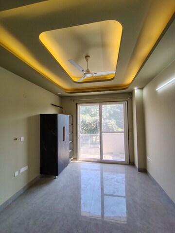 Furnished Amenities in 3 BHK Builder Floor at Sector 51 – for Rent
