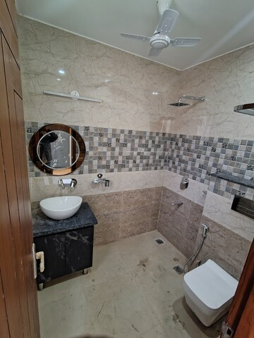 Master Bedroom in 3 BHK Builder Floor at Sector 51 – for Rent