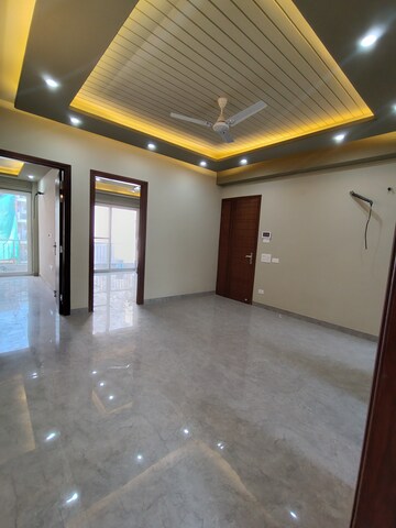 Furnished Amenities in 3 BHK Builder Floor at Sector 51 – for Rent
