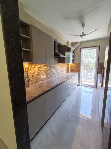 Kitchen in 3 BHK Builder Floor at Sector 51 – for Rent