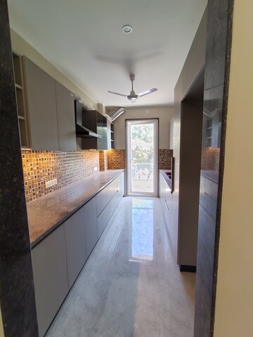 Kitchen in 3 BHK Builder Floor at Sector 51 – for Rent