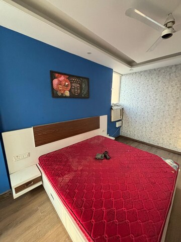 Bedroom in 3 BHK Apartment at Kumar Picasso, Hadapsar – for Rent