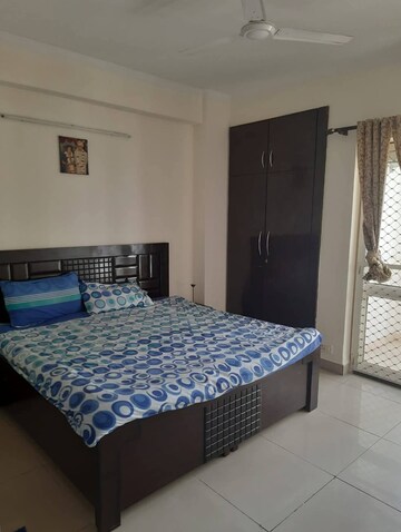 Bedroom in 3 BHK Apartment at Panchsheel Greens, Sector 16 Greater Noida – for Rent