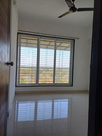 Master Bedroom in 2.5 BHK Apartment at Sunshine Heights Ghasoli, Ghansoli – for Rent