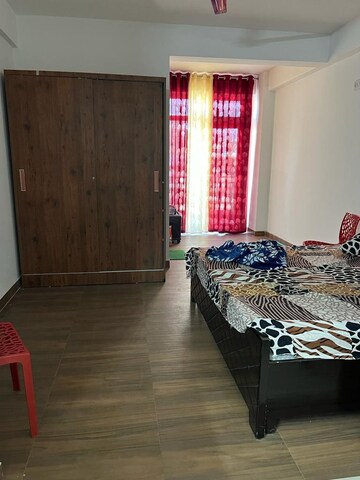 Bedroom in 1 RK Builder Floor at Sahastradhara Road – for Rent