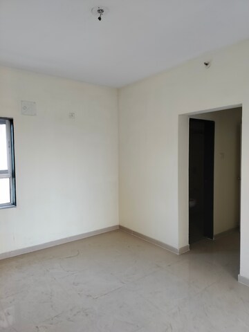 Room in 2 BHK Apartment at Indiabulls Greens, New Panvel – for Sale