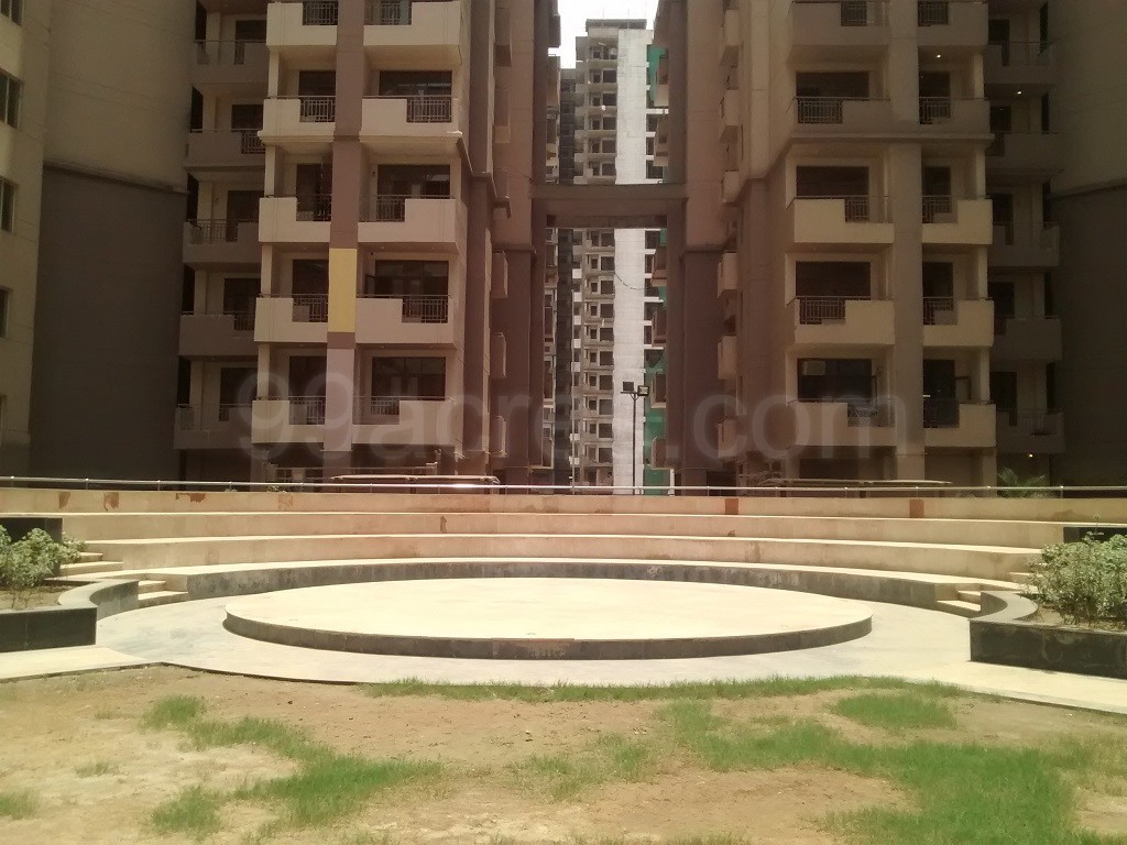 3 BHK Apartment For Sale in Amrapali Silicon City
