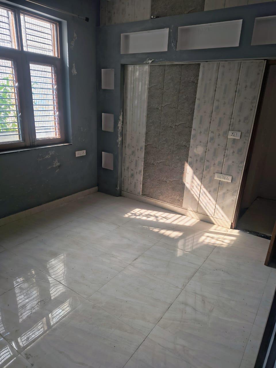 3 BHK Builder Floor For Sale in Sahastradhara Road 