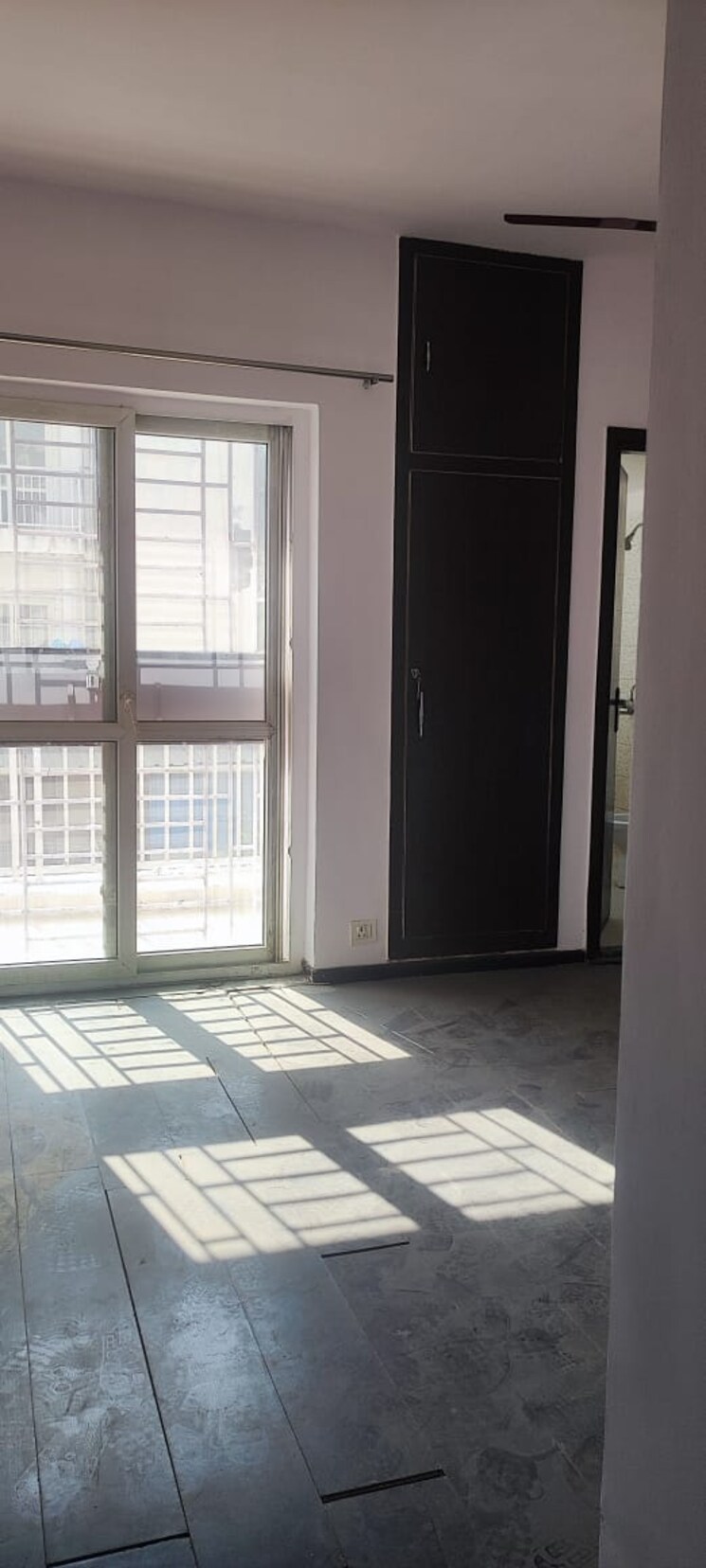 Room, bptp-park-elite-floors 4 Bedroom 300 Sq.Yd. Builder Floor In Sector 85 Faridabad 8215117