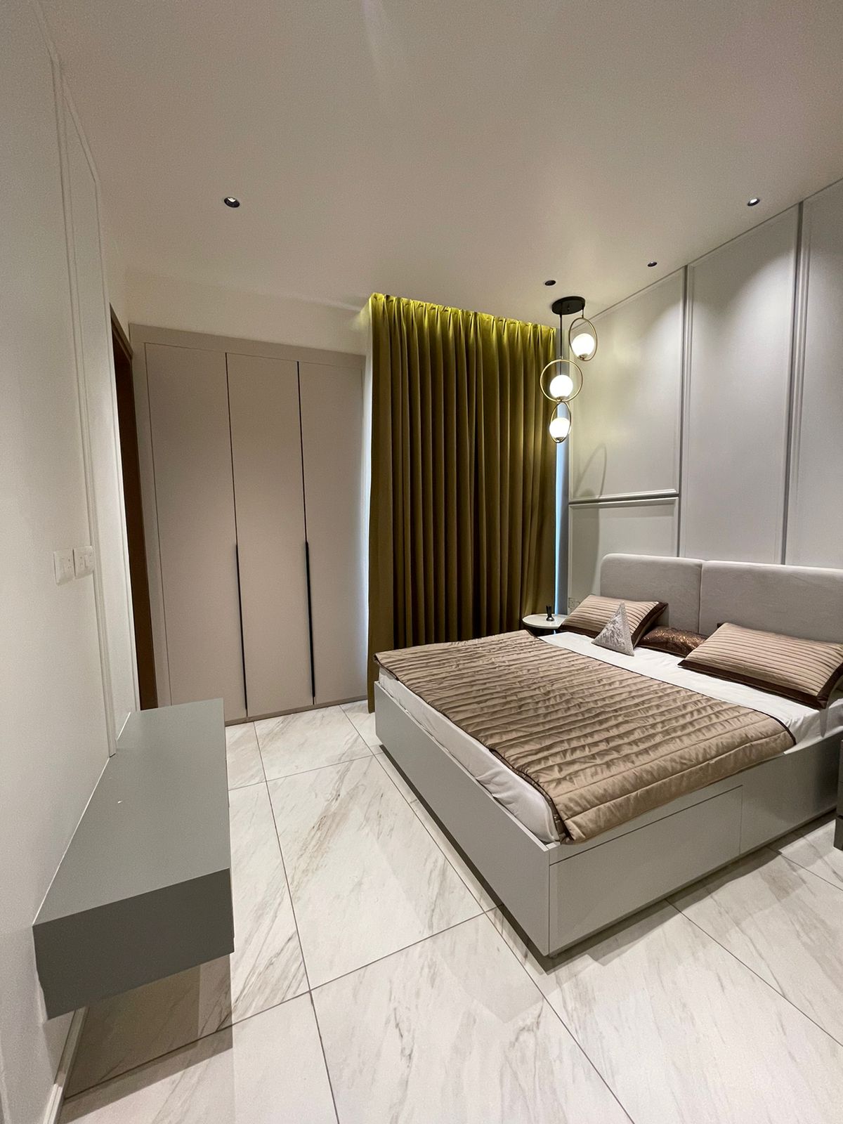 3 BHK Apartment For Sale in Swiss Garden