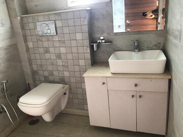Bathroom in 1 BHK Builder Floor at Rohini Sector 7 – for Rent