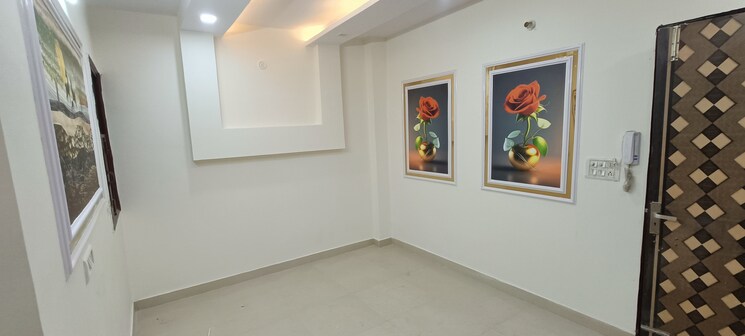 Room, dwarka mor 1 Bedroom 55 Sq.Yd. Builder Floor In Dwarka Mor Delhi 8215257