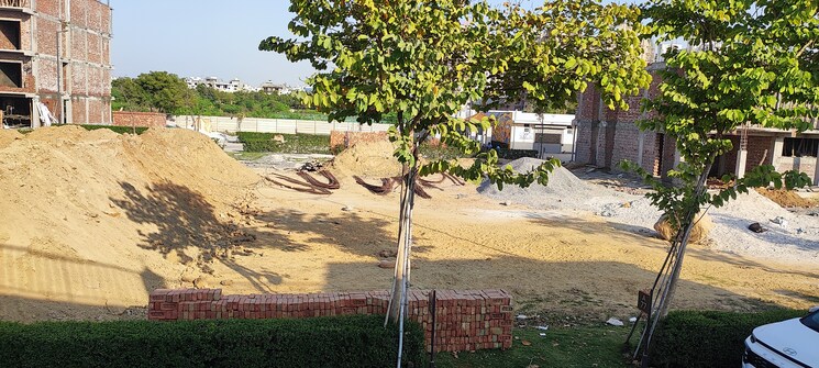 Garden, bptp-district-3  130 Sq.Yd. Plot In Sector 85 Faridabad 8215296