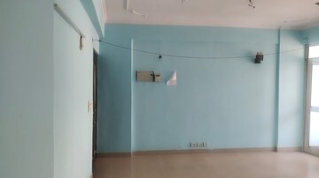Room in 2 BHK Apartment at Jaipuria Apartment, Dundahera – for Rent