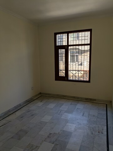 Room in 3 BHK Independent House at Raglan Gulmohar Trends, Dhakoli Village – for Sale
